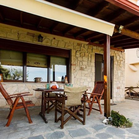 Villa Pino Pueblo Paliouri Eksteriør billede